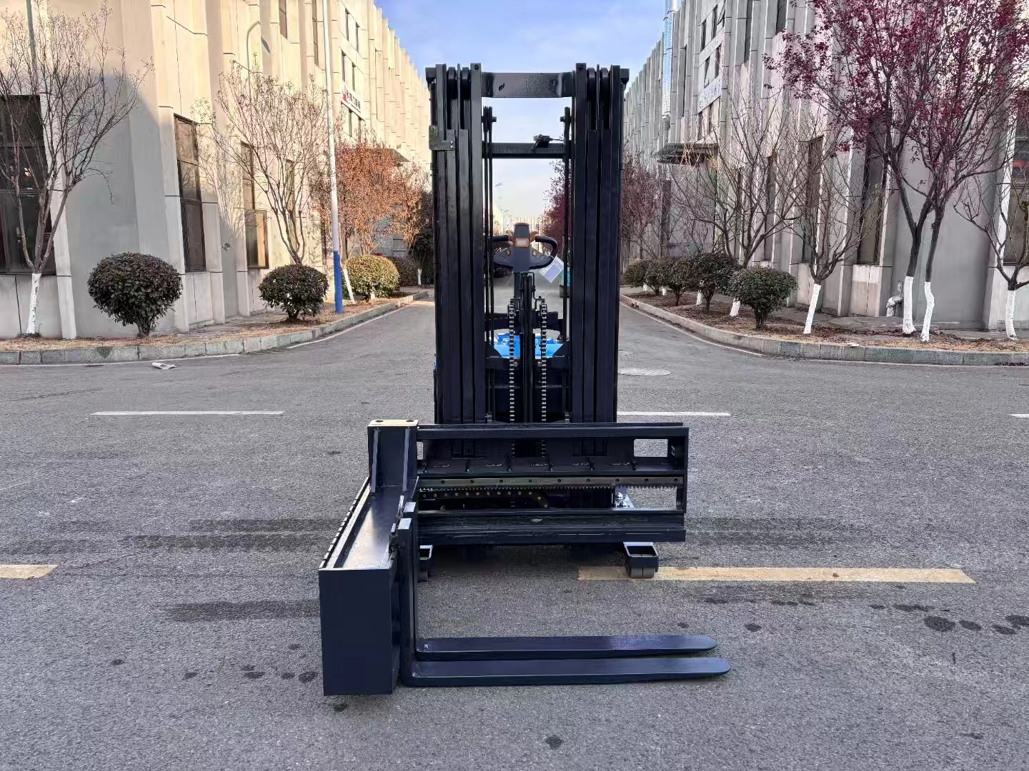 counterbalanced stacker manufacturer