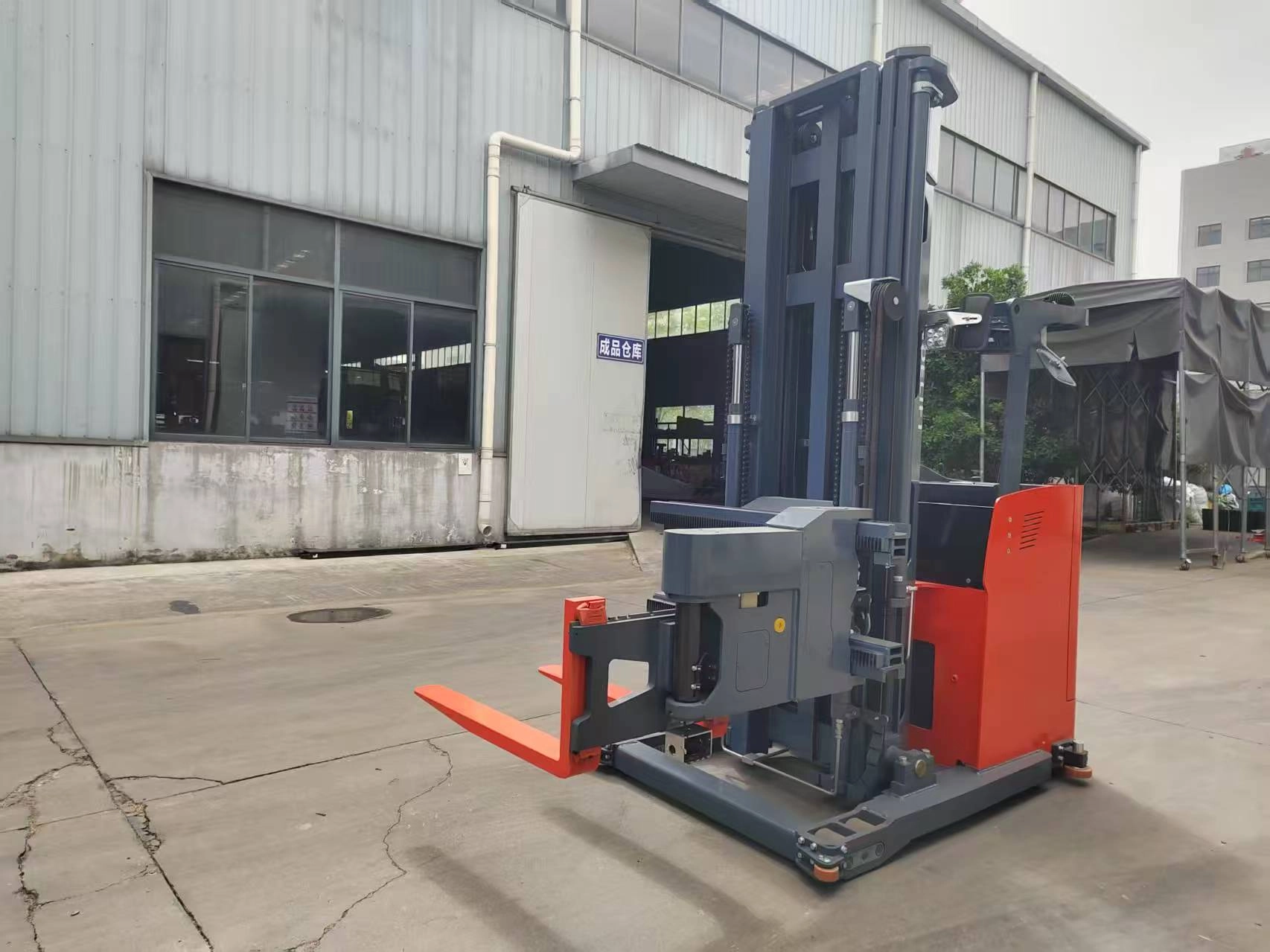 Electric Stacker