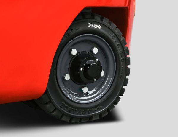 3 wheel electric forklift (6)