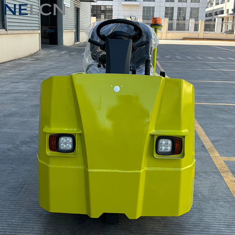 battery powered towing tractor