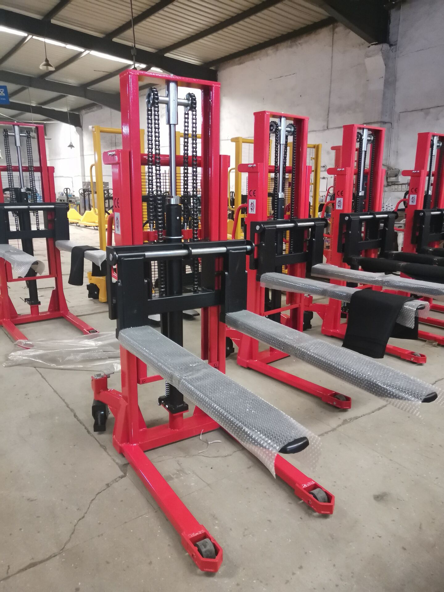 可调节货叉整体图