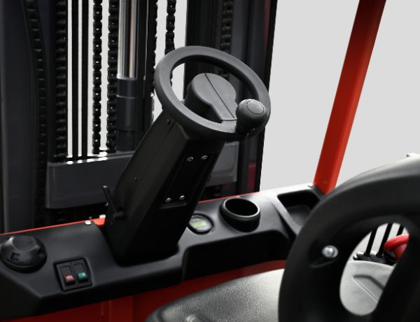 counterbalance forklift (6)